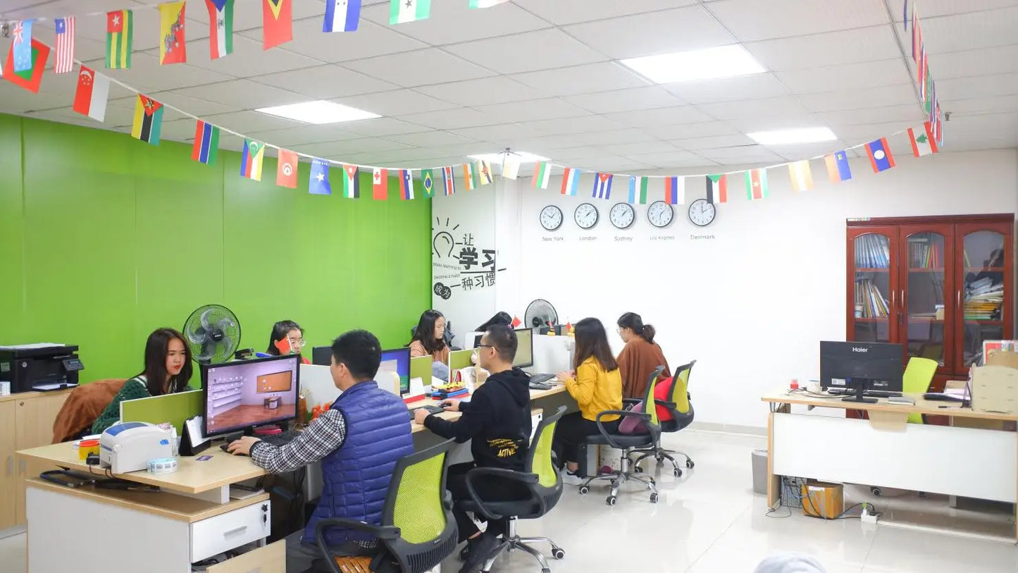 Lia Woven Clutch – Elegante Flechtoptik-Handtasche aus PU