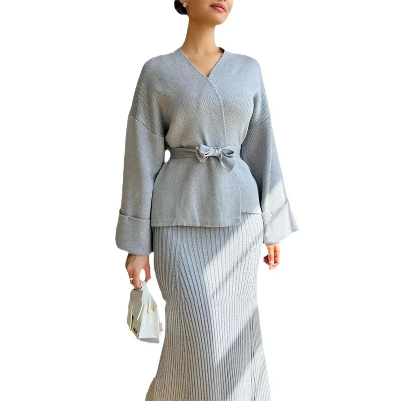 Elise Knit Set – Elegantes Zweiteiler Strickset aus Cardigan und Maxi-Rock