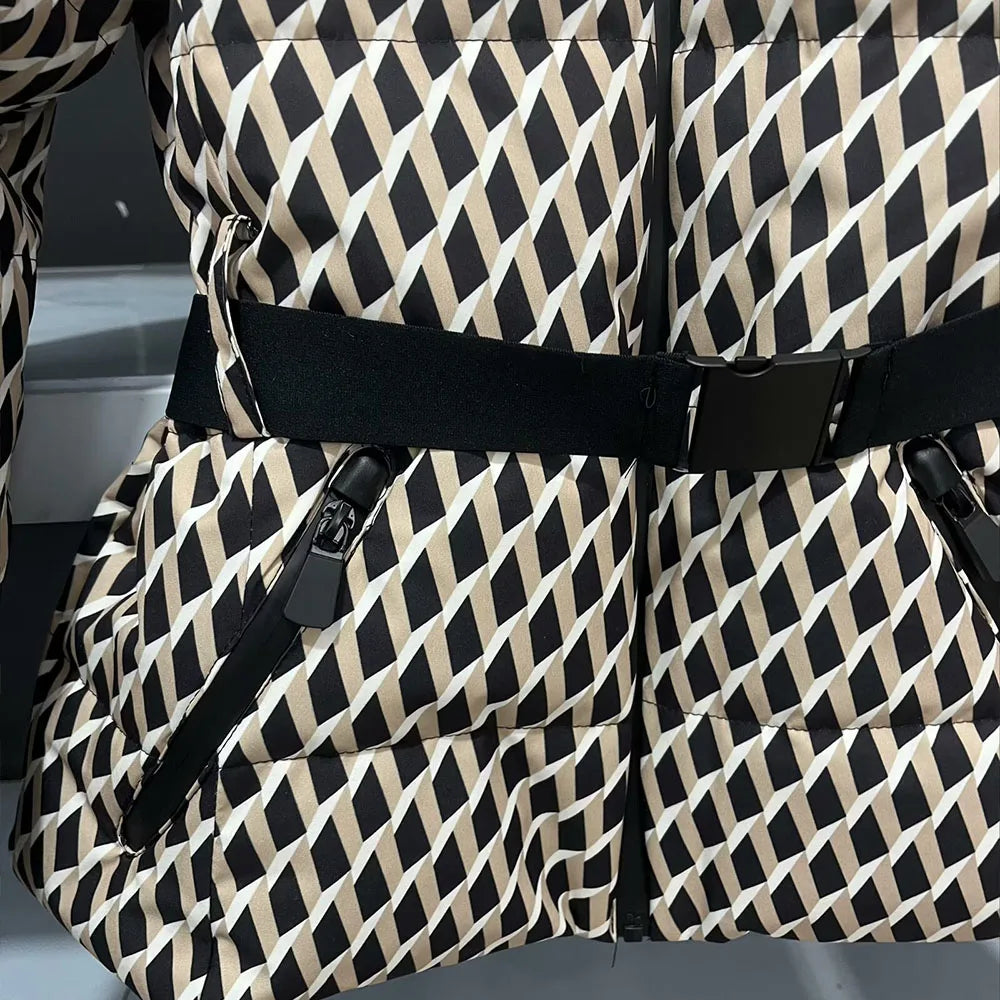 Aria Pattern Puffer – Damen Steppjacke mit Gürtel