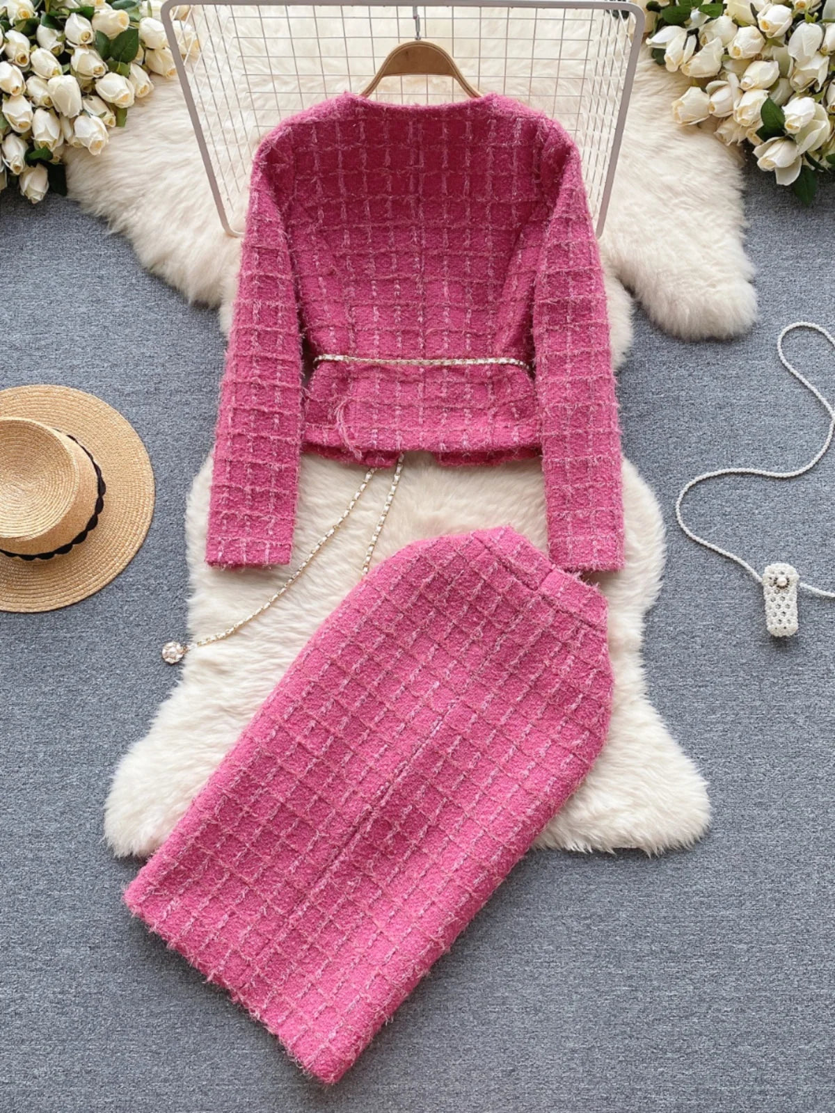 Ariana Tweed Set – Elegantes Zweiteiler Outfit aus Jacke und Rock in Wolloptik