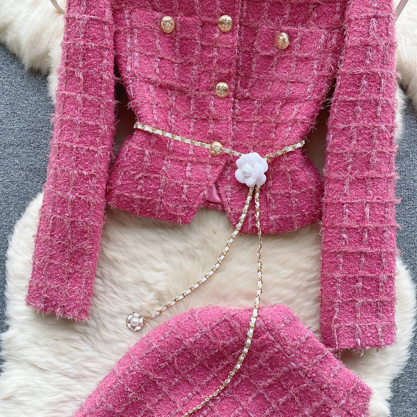 Ariana Tweed Set – Elegantes Zweiteiler Outfit aus Jacke und Rock in Wolloptik