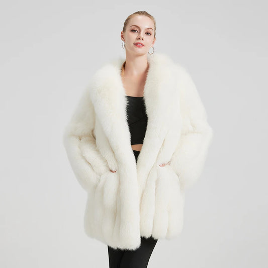 Clara Fox Fur Coat – Luxuriöser Echtpelzmantel aus Fuchsfell