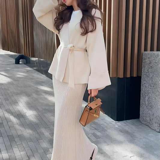 Elise Knit Set – Elegantes Zweiteiler Strickset aus Cardigan und Maxi-Rock