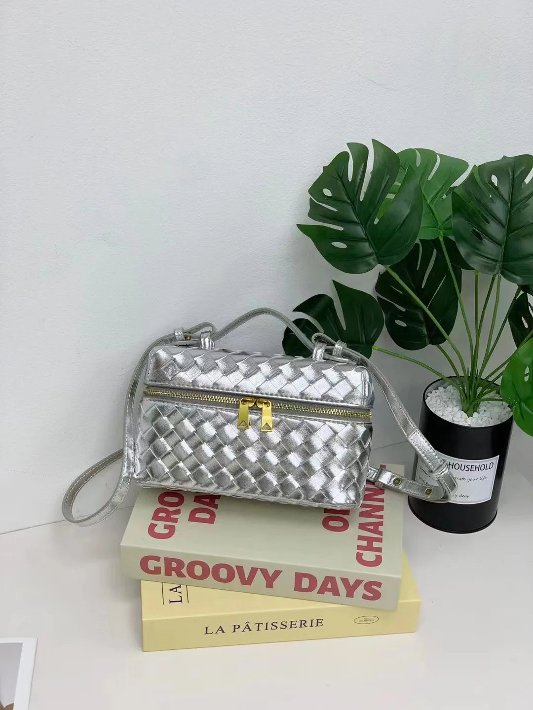 Elena Leather Crossbody – Echtleder Umhängetasche mit Flechtoptik