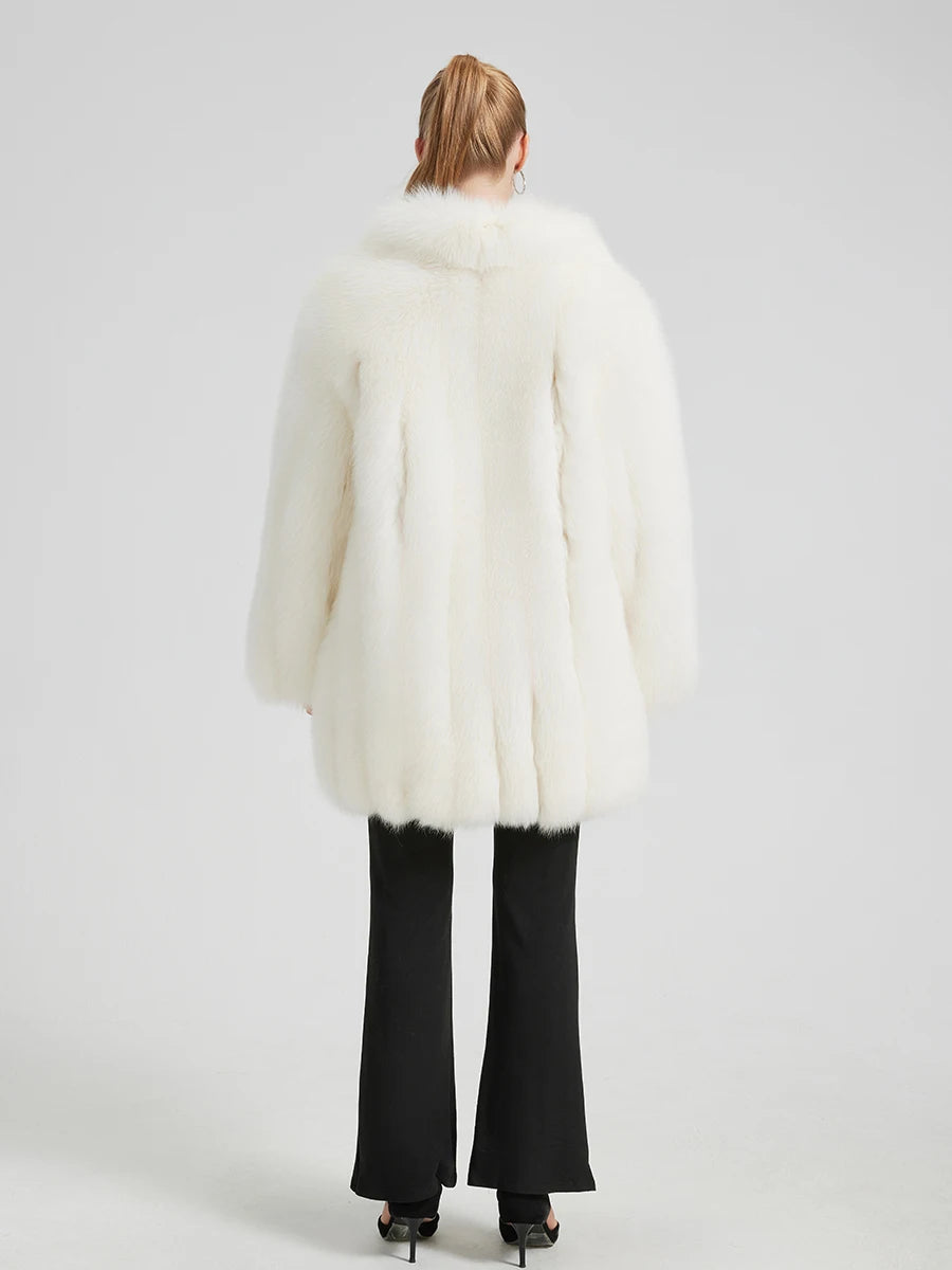 Clara Fox Fur Coat – Luxuriöser Echtpelzmantel aus Fuchsfell