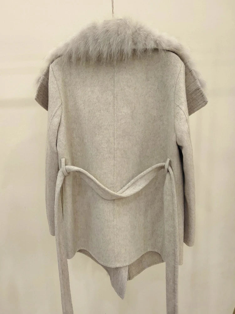 Serena Fox Fur Wool Coat – Luxuriöser Wollmantel mit echtem Fuchspelzkragen